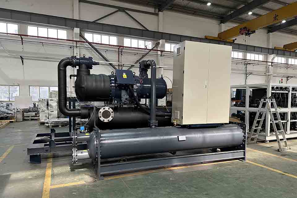 水冷式單機(jī)頭螺桿冷水機(jī)組